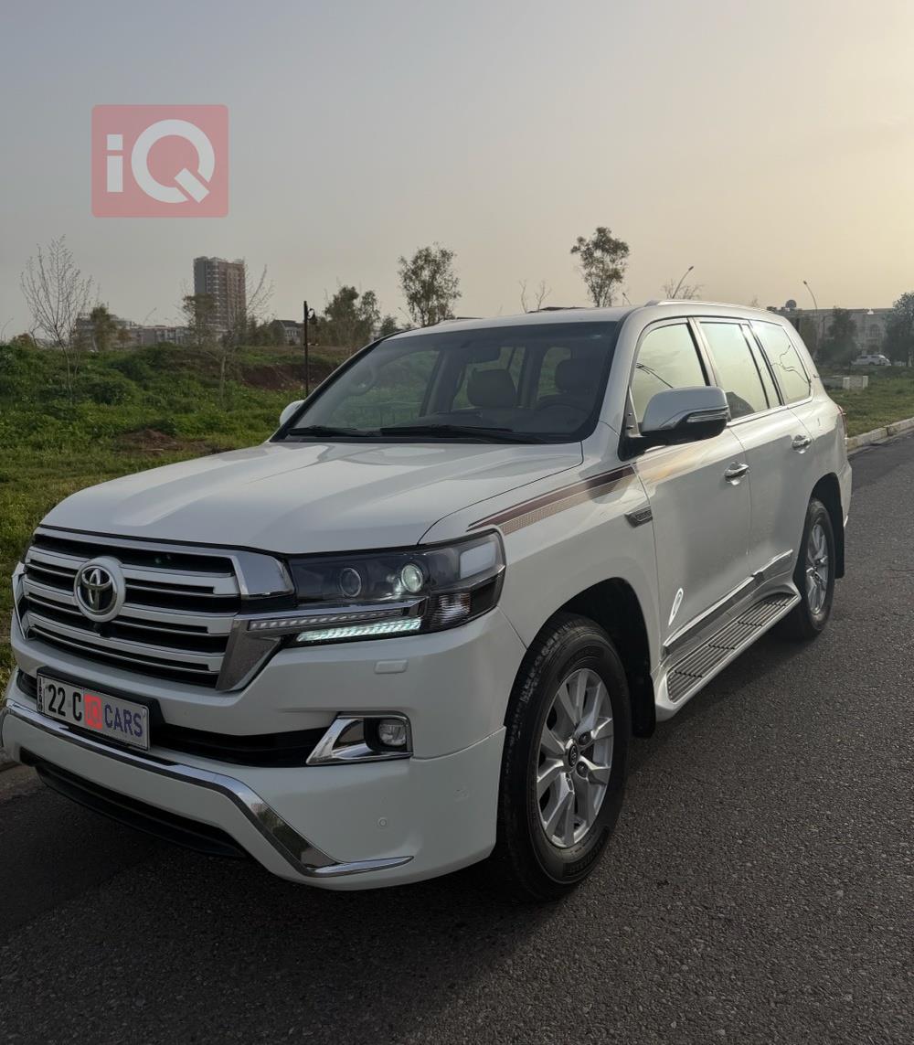 تويوتا لاندكروزر